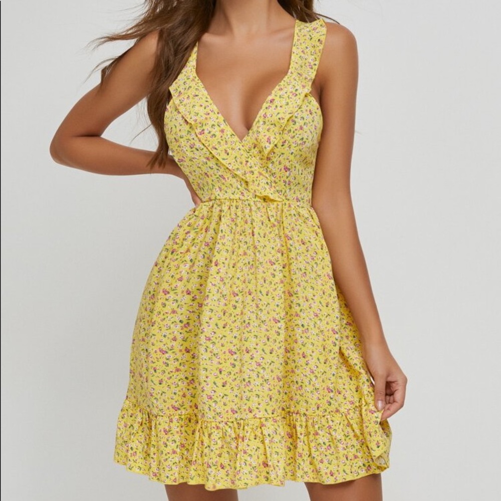 Ruffle Ditsy Floral Dress